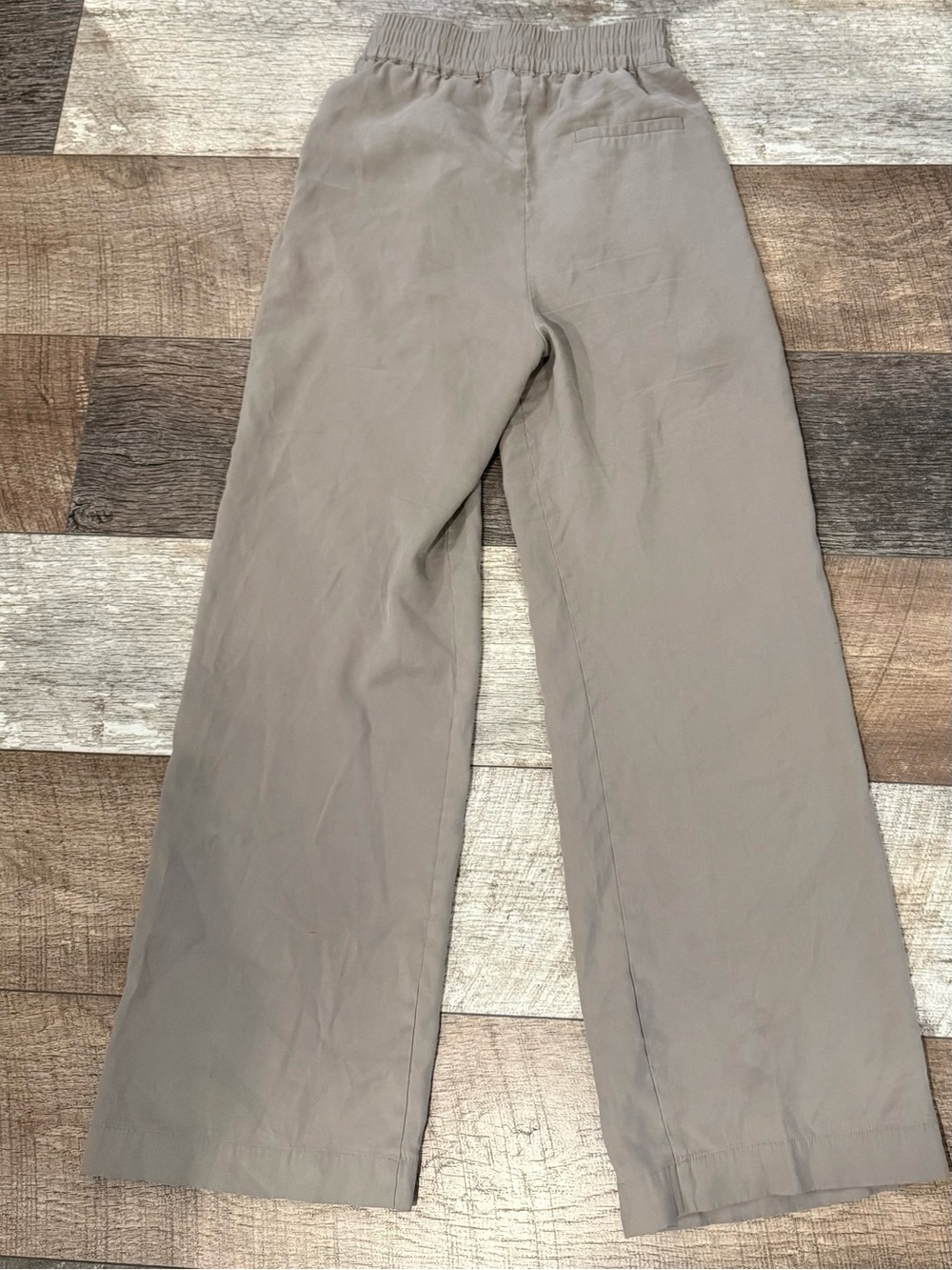 Dynamite Elastic Waist Straight-Leg Chinos in Taupe Gray - Picture 4 of 4